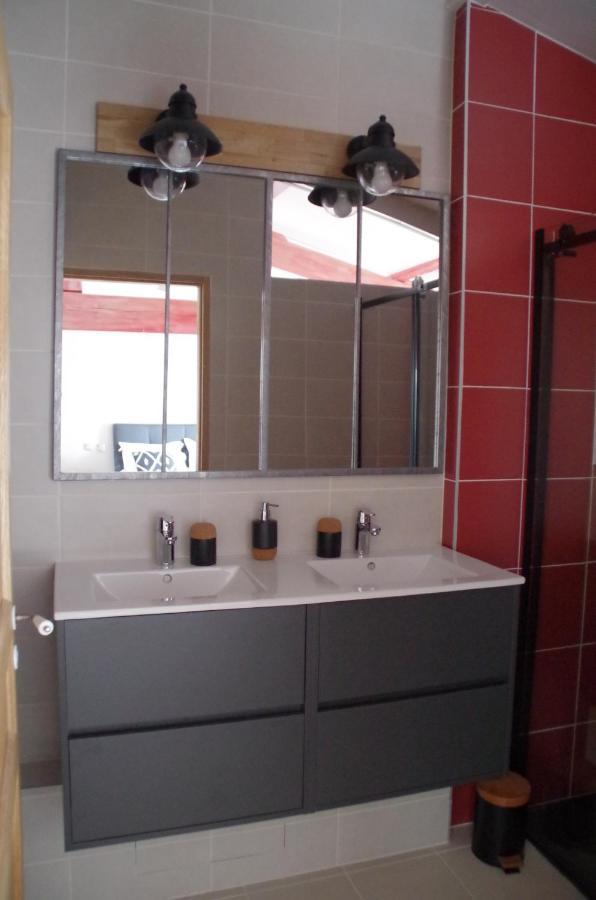 Campagne Ocean Bed & Breakfast Montroy Luaran gambar